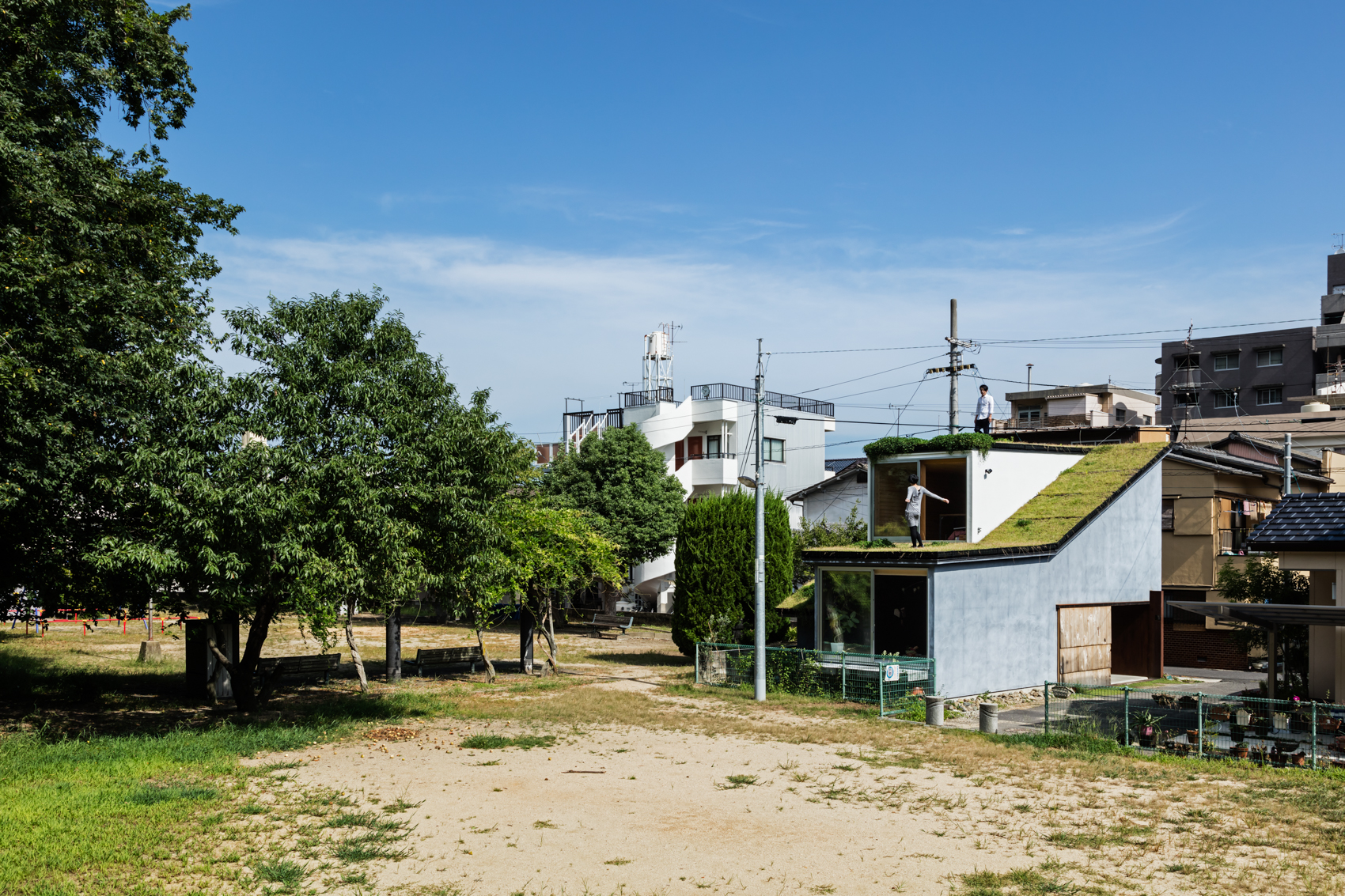 草屋根の家 - TENK/テンキュウカズノリ設計室